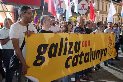 17-10-27 GalizaConCatalunyaVigo03.jpg